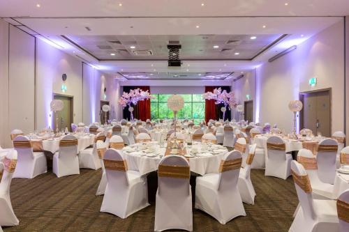 Crowne Plaza Birmingham NEC an IHG Hotel - main image