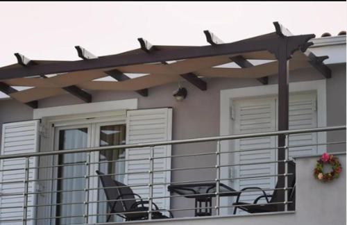 Paschali apartment with 2 bedrooms in Ammoudia in Ammoudia