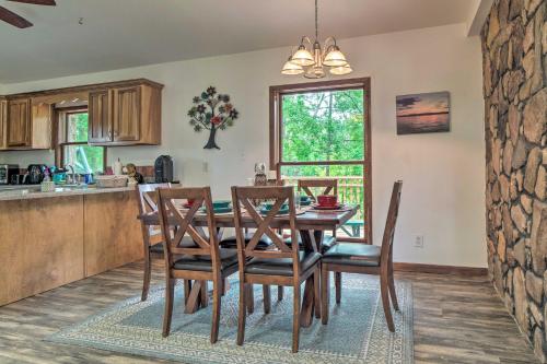 Home on Douglas Lake - Fish and Kayak!