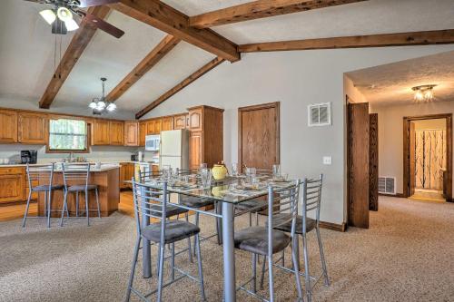 Table Rock Lake Getaway with Fire Pit, Deck and Grill! in Golden, USA