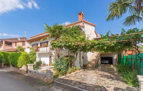  Apartments with a parking space Porec - 13927 in Poreč