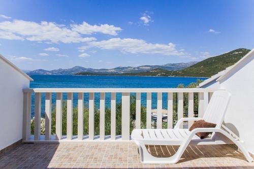 陽台/露台, Apartments by the sea Zuronja, Peljesac - 14095 in 布達加維斯