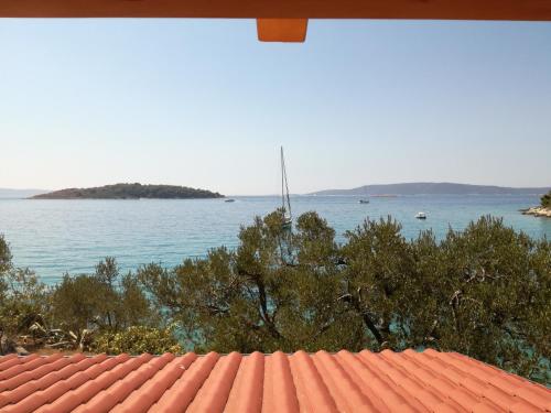 Secluded fisherman's cottage Cove Pircina Ciovo - 14195 - image 14