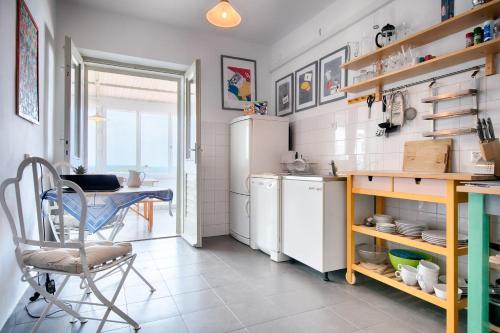 Apartments by the sea Hvar - 14197 - image 12