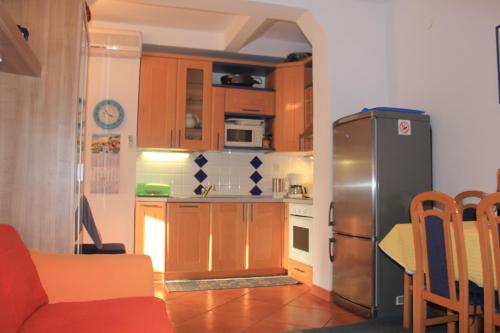 Apartments by the sea Novigrad - 14296 - image 13