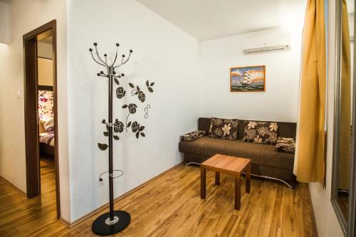 Family friendly house with a swimming pool Dvornica Rogoznica - 14300 - image 7