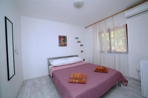 Family friendly apartments with a swimming pool Bol Brac - 14379 - image 11