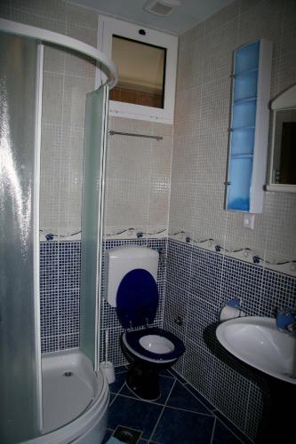 Apartments with parking space Supetar Brac - 14426 - image 4