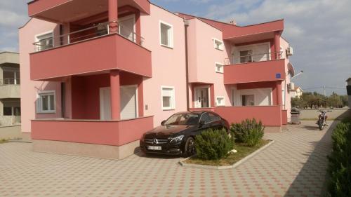 Apartments with a parking space Privlaka, Zadar - 14465 - Location saisonnière - Privlaka