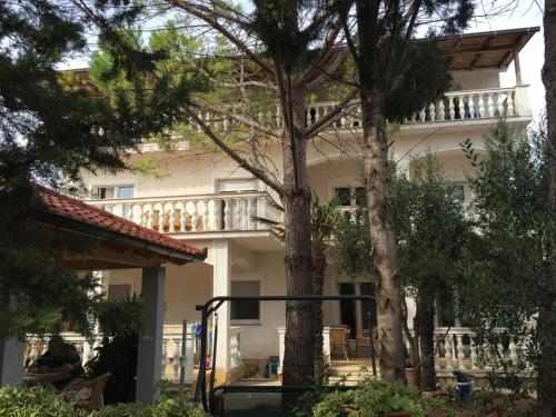  Apartments with a parking space Sabunike, Zadar - 14490 in Nin