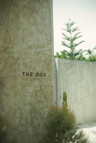 The Box Promkiri (เดอะบ๊อค พรหมคีรี) in プロンキリ