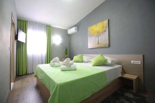 Apartments and rooms with WiFi Zadar - 14528 - image 7