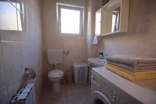 Two-Bedroom Apartment with Terrace and Sea View image 8