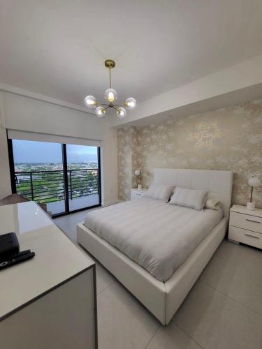 DOWNTOWN DORAL, FLORIDA. NEW CONDO STYLE RESORT. in Miami, USA