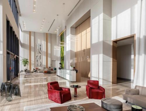 DOWNTOWN DORAL, FLORIDA. NEW CONDO STYLE RESORT. 5