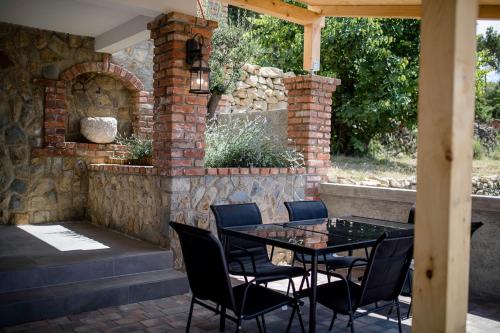 Family friendly apartments with a swimming pool Palit Rab - 16330 - image 5