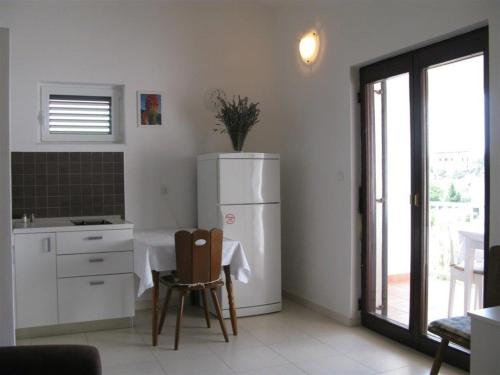 One-Bedroom Apartment with Terrace image 9