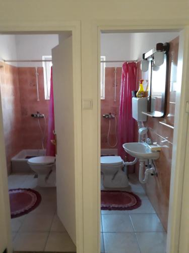 Two-Bedroom Apartment with Balcony image 5