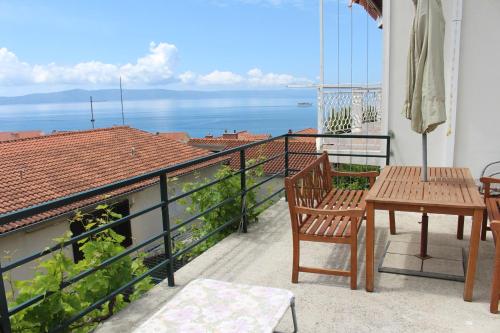Apartments by the sea Podgora Makarska - 16476 - image 2
