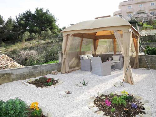 Seaside apartments with a swimming pool Arbanija Ciovo - 16478 - image 6