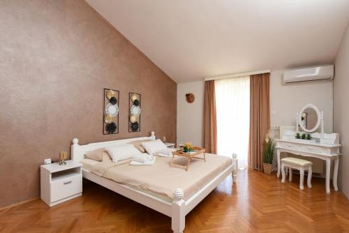 Family friendly apartments with a swimming pool Zadar - Diklo Zadar - 16493 - image 4