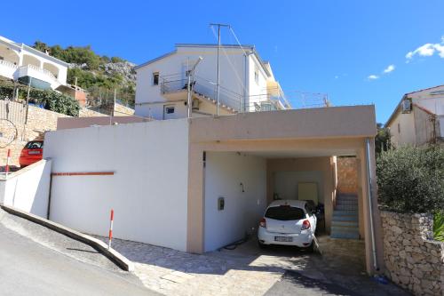  Apartments by the sea Cove Kalebova Luka, Rogoznica - 16575 in Rogoznica