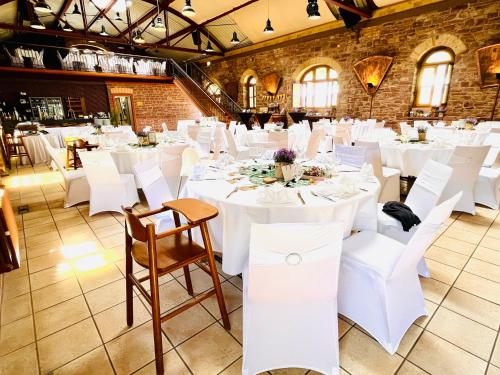 Hotel Hoepfner Burghof - image 13