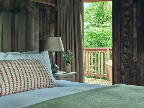 Callow Hall at Wild Hive - image 11