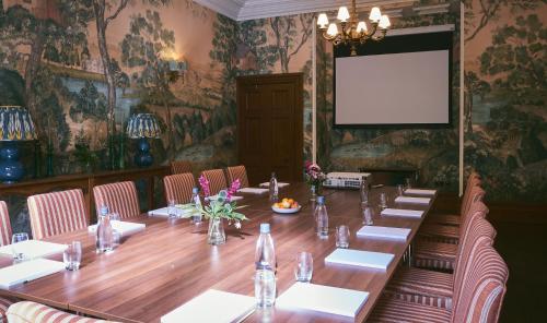 Callow Hall at Wild Hive - image 6