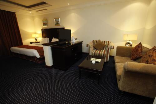 Junior Suite image 3