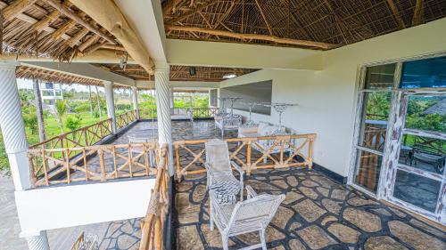 Koy Villa in คีลิฟิ