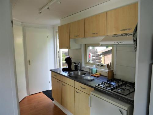 Cocina, Chalet Esdoorn in Putten, Gezellig en Luxe gerenoveerd in Putten