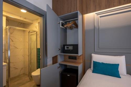 Lynda Hotel - image 4