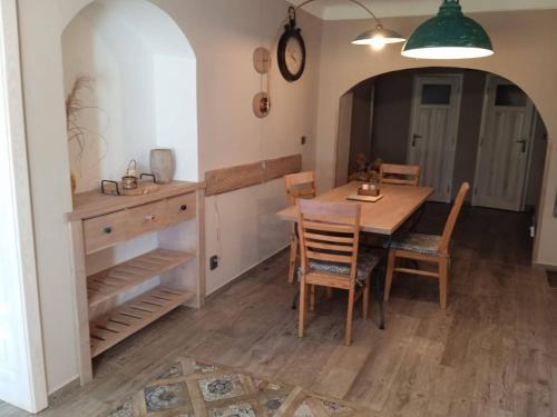 Удобства, Apartmán v Podzámčí (Apartman v Podzamci) in Йиндржихув Храдец