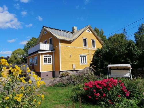 Guesthouse Lokinlaulu - Kotka