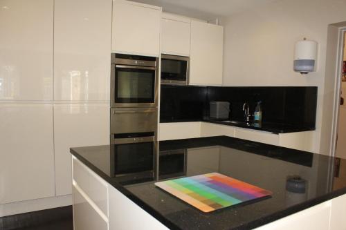 кухня, Lamorna in Олни