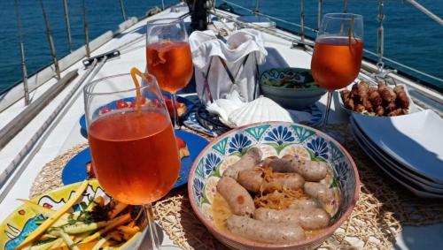 La tua stanza a vela sul mare 3