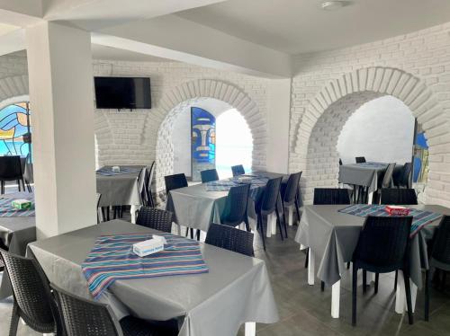 Ēdiens un dzērieni, HOTEL CAASAMA in Santa María