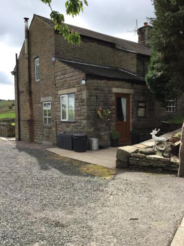 Cosy Rural Cottage Peak District, Pets Welcome