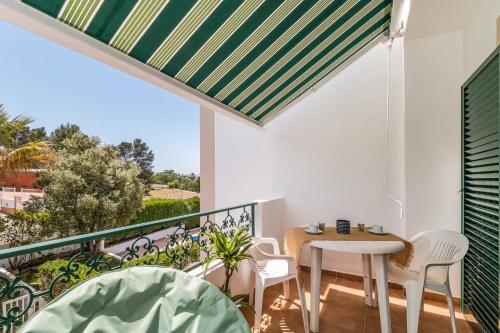 Al Algarve - Alojamento local com excelente localização (Al Algarve - Alojamento local com excelente localizacao) in ซาลิโกส