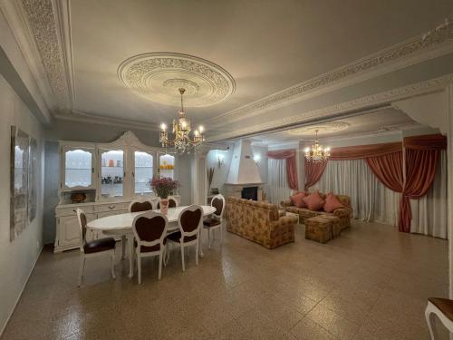 Summer House with Private Pool, Faro (Foto 8)