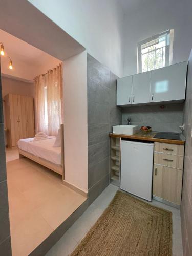 virtuve, Skrapari Studio Apartment in Corovode