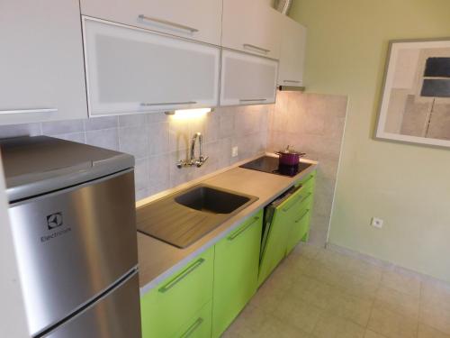 Apartments by the sea Podgora Makarska - 16630 - image 12