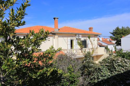  Apartment Supetar 16656b in Supetar