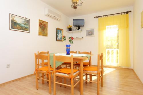 Apartment Supetar 16656b - image 4