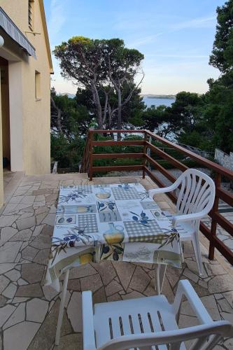 Studio with Terrace and Sea View image 1