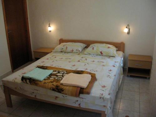 Two-Bedroom Apartment with Terrace and Sea View