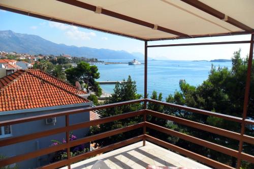 Studio with Terrace and Sea View image 5