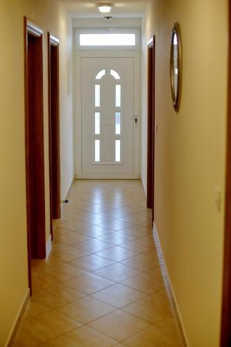 Apartment Sukosan 16641a - image 9