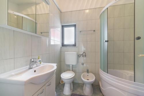 Apartment Vir 16768b - image 2